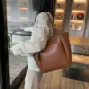 Bolsa Tote Maxi Feminina Casual em Couro