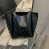 Bolsa Tote Maxi Feminina Casual em Couro